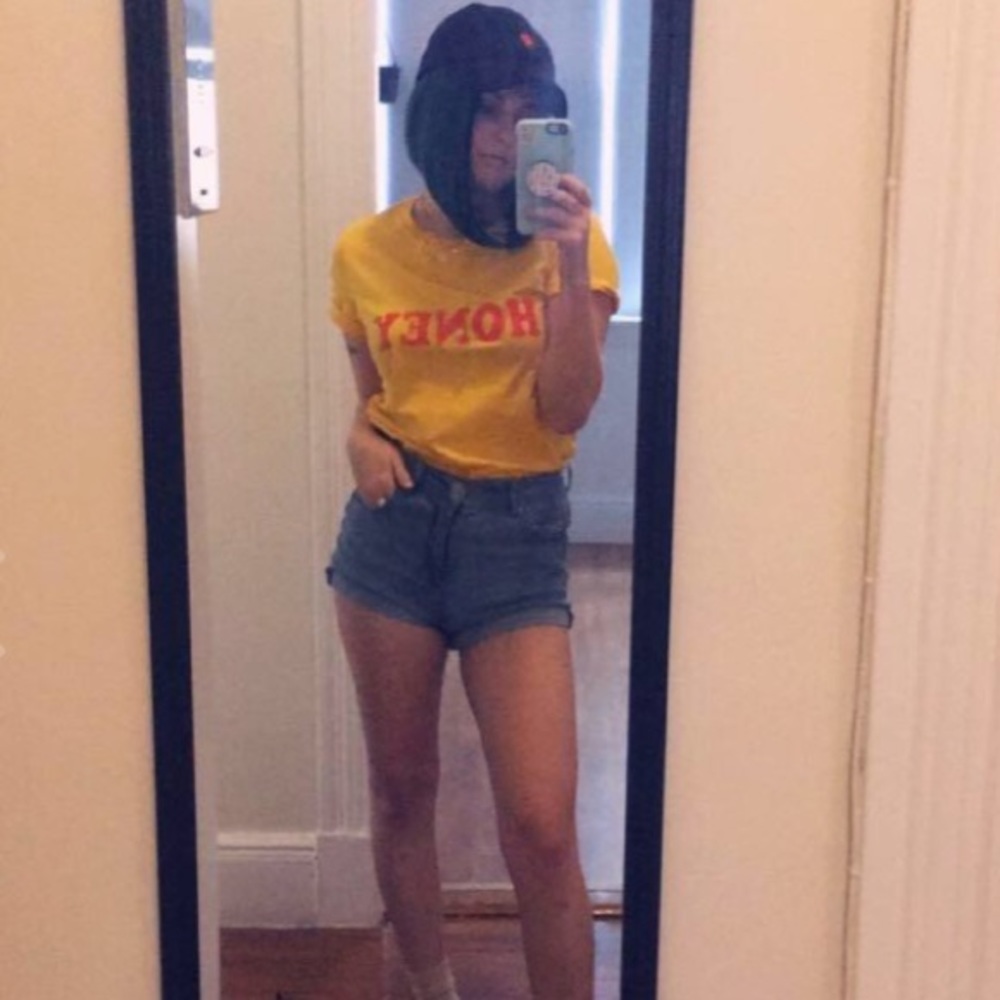 Honey Graphic Yellow Cute Tee Shirt - Picture 5 of 6
